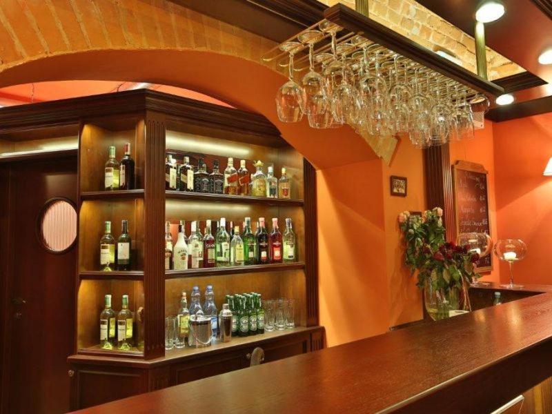 Rynek 6 Retro Pub & Hostel Радом Экстерьер фото